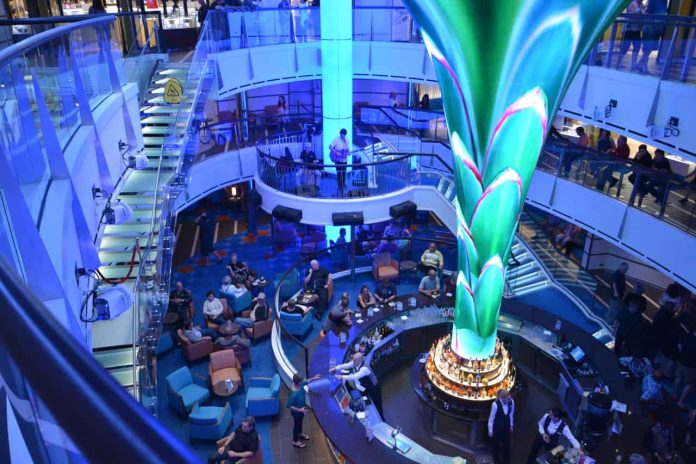 10 Wonderful Things You Might Not Have Noticed On Your Carnival Cruise