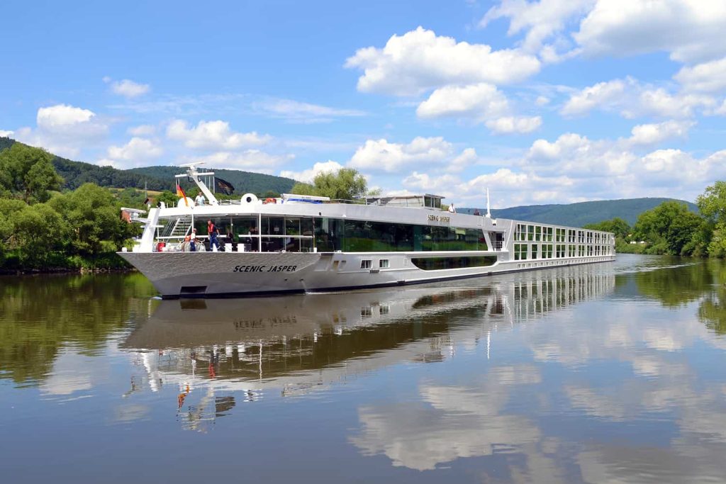 European river cruise features