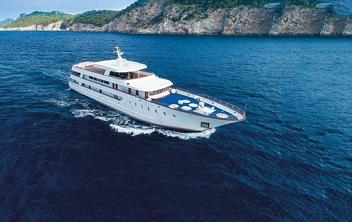 emerald yacht cruise croatia