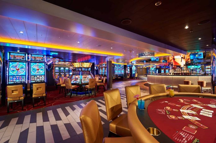Carnival Horizon Casino Bar