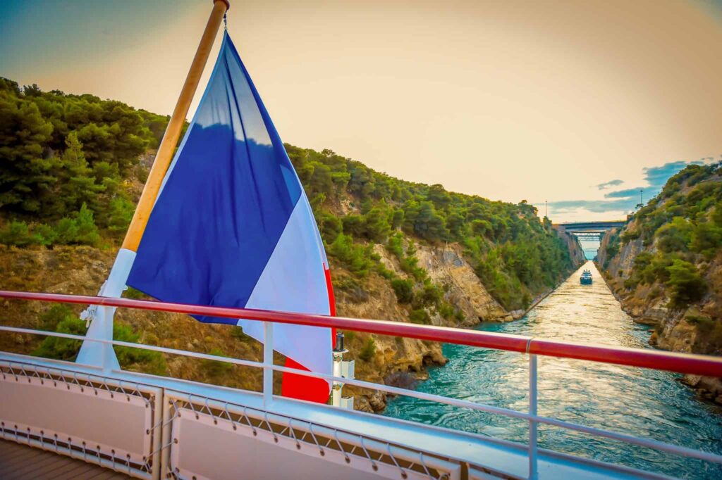 Sailing the Corinth Canal