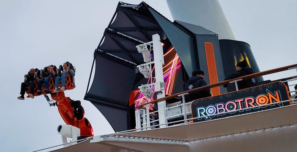 ROBOTRON is a state-of-the-art robotic arm with an attached gondola