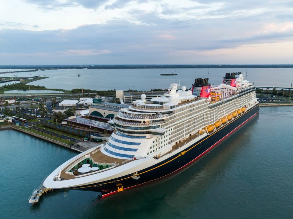 Disney Announces Inaugural Sailings to New Island Destination & More | 27