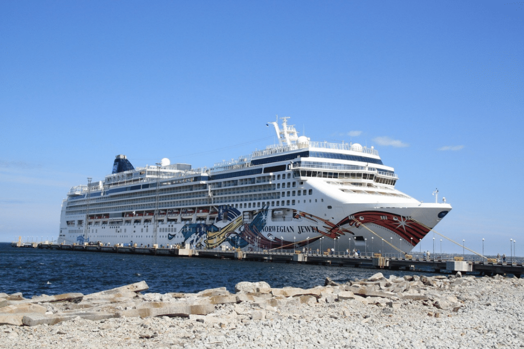 Best Casino Cruises Around the World – Cruise Maven